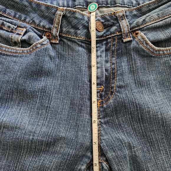 FINAL $❗GONE SOON • BITTEN Sarah Jessica Parker Jeans 2. WAS $45. - Picture 14 of 16